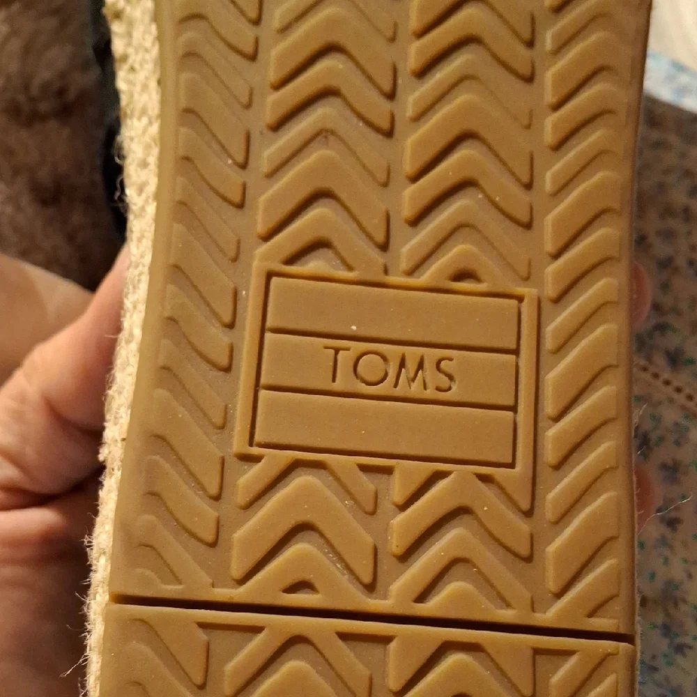 TOMS Brown Rubber Sole Footwear